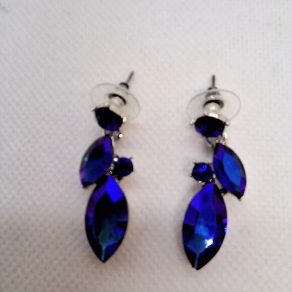 Blue/Pink Rhinestone Necklace/ Earring Set  Drop Earrings Silver Tone - Picture 5 of 6